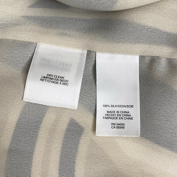 100% silk navy and taupe Anne Klein petite blouse - Picture 7 of 7